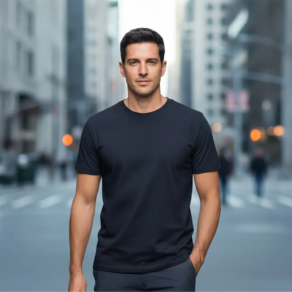 Basic T-Shirt